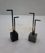 مانکن گوشواره طلافروشی